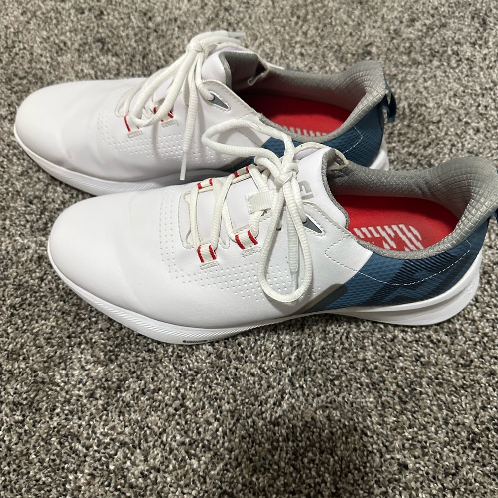 FootJoy Red, White & Gray Men's Lightweight Spikeless Waterproof Golf Shoes Sz 9